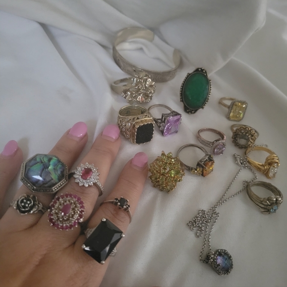 ring and pendant - Picture 15 of 15